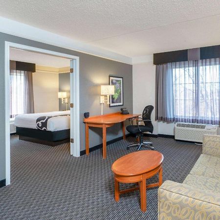 Hotel La Quinta By Wyndham Pueblo Esterno foto
