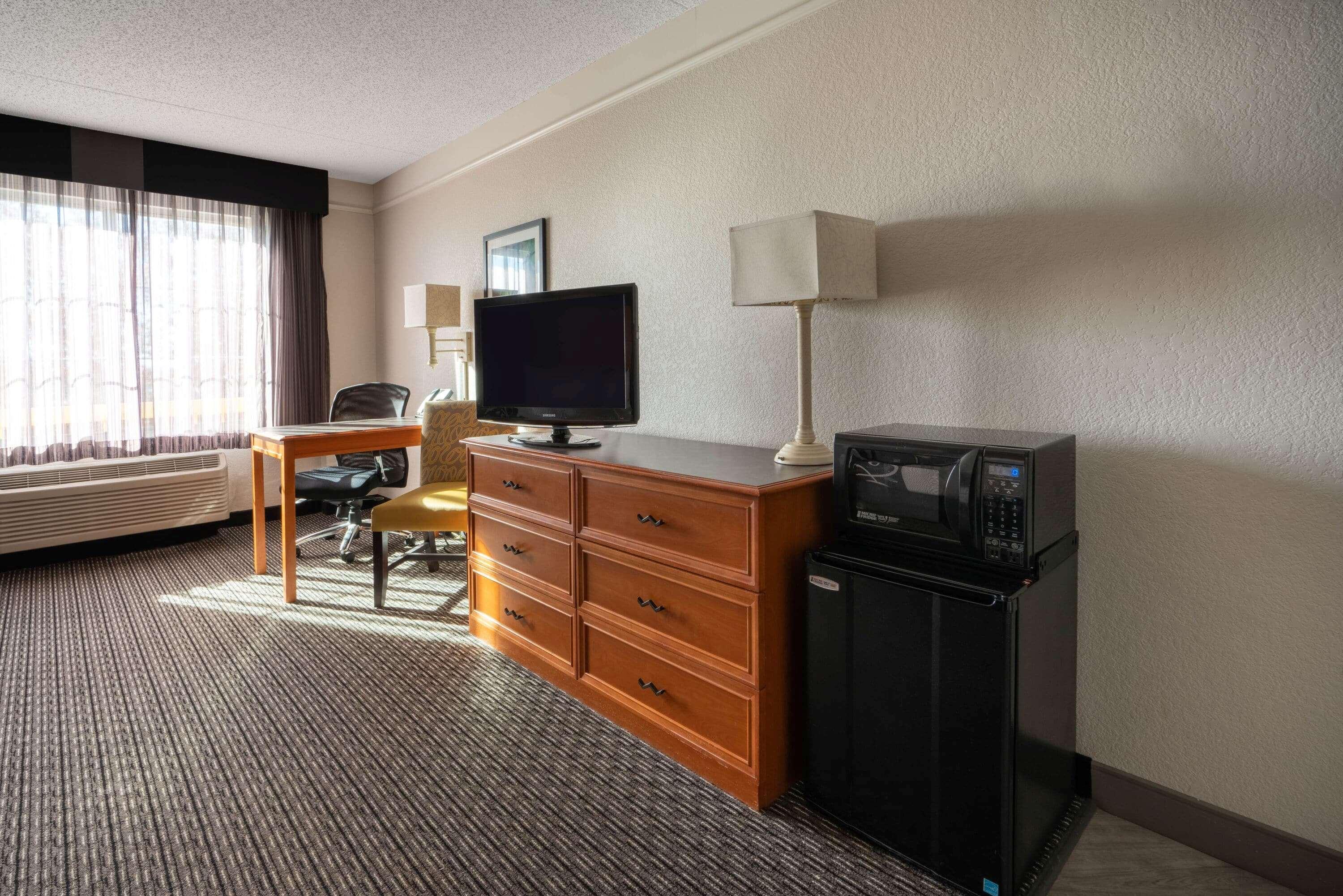 Hotel La Quinta By Wyndham Pueblo Esterno foto