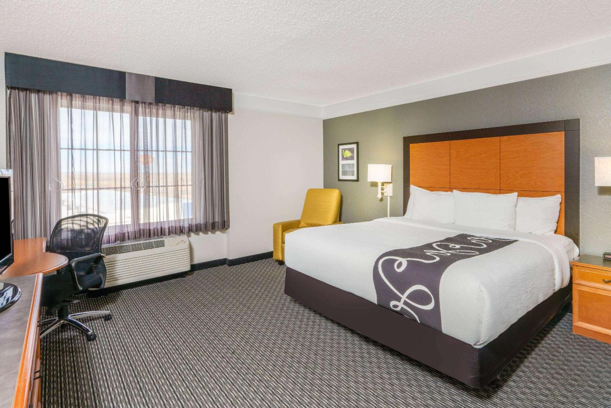 Hotel La Quinta By Wyndham Pueblo Esterno foto