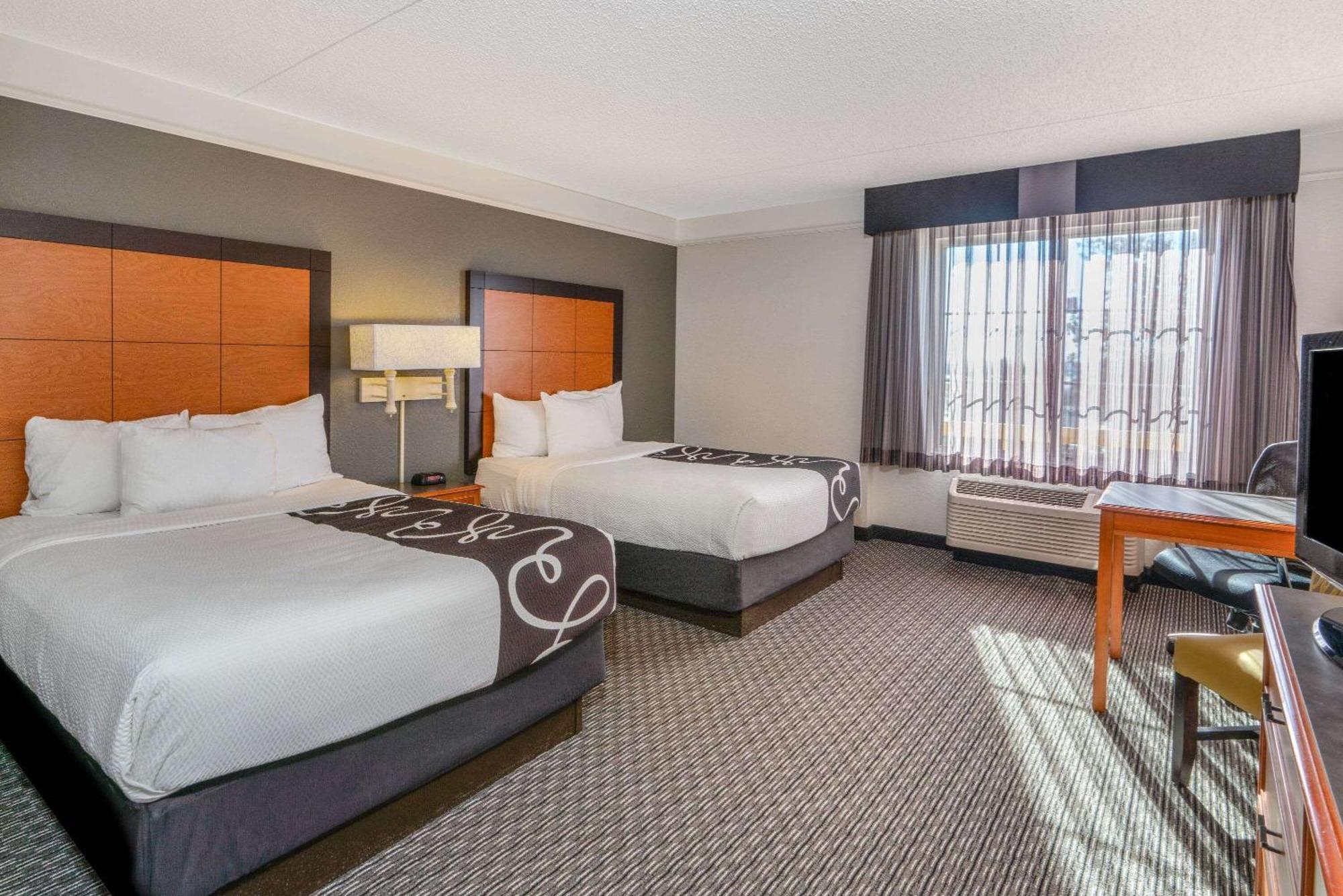 Hotel La Quinta By Wyndham Pueblo Esterno foto